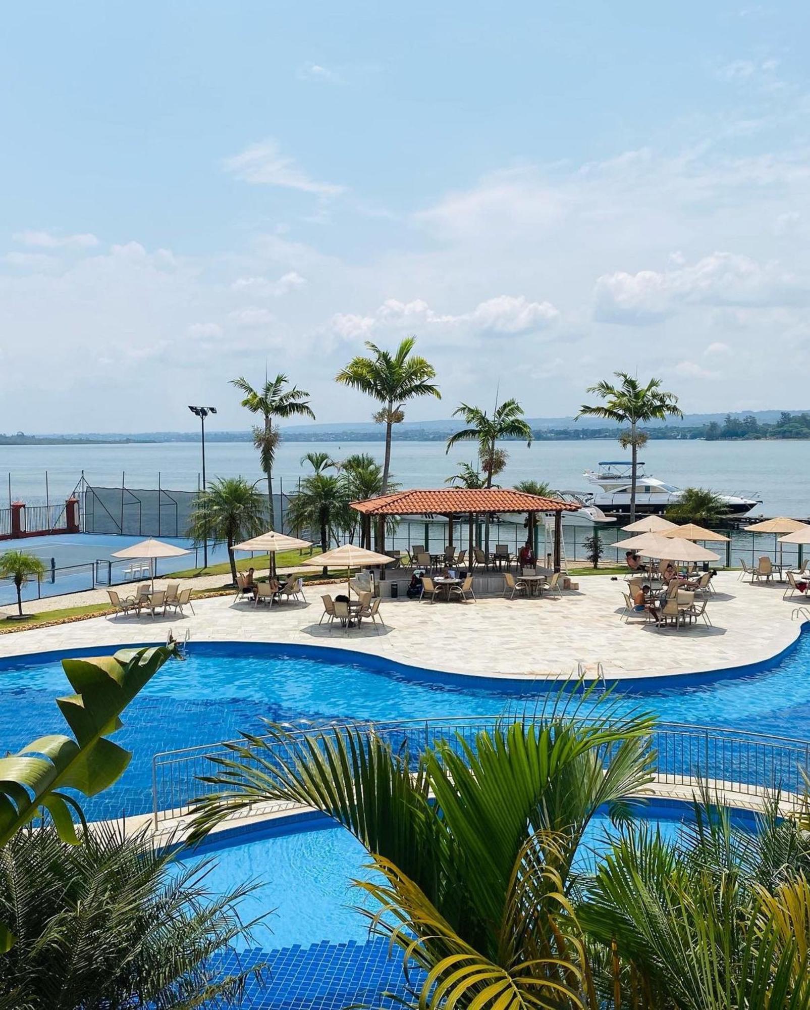 Flat Beira Lago No Centro De Bsb Brasília Buitenkant foto