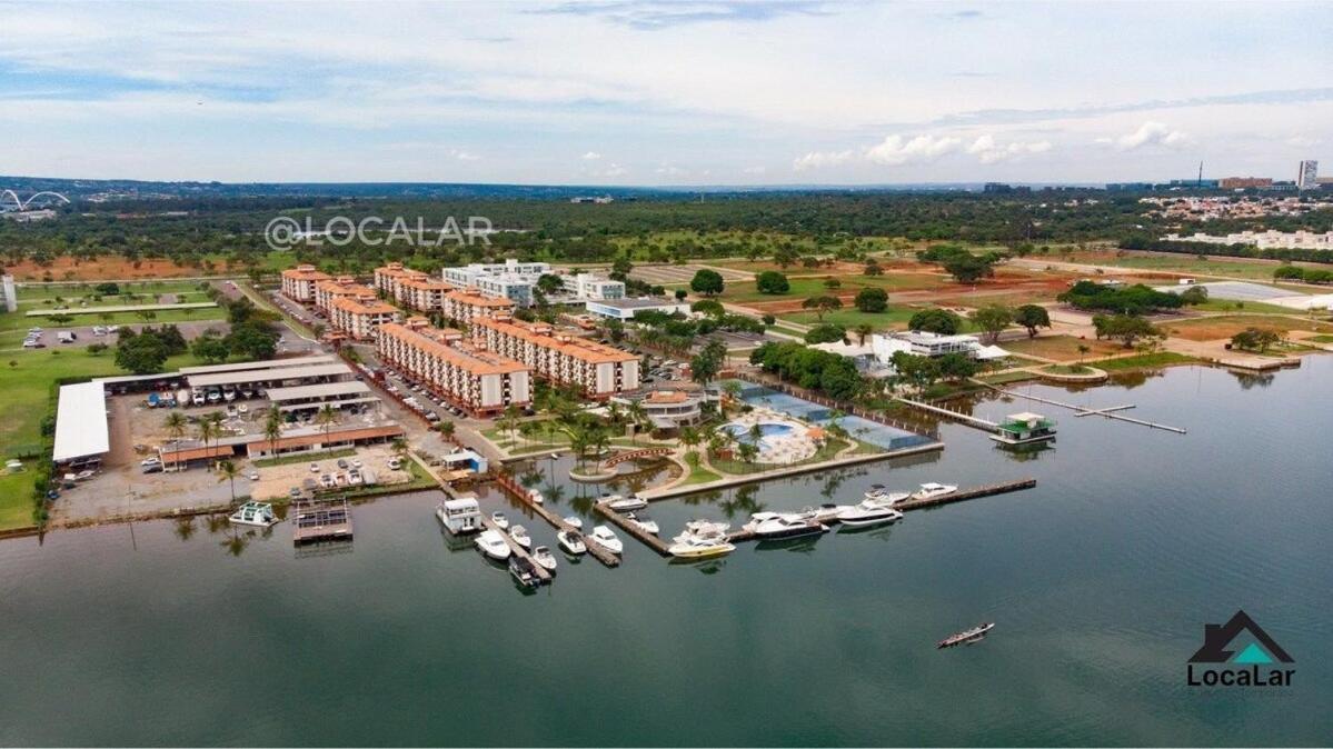 Flat Beira Lago No Centro De Bsb Brasília Buitenkant foto